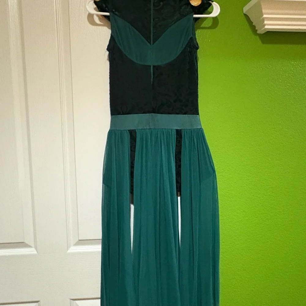 Elegant Black and Hunter Green Dance Costume Dress w attached leotard. - Picture 4 of 4